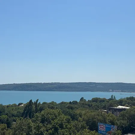1br Luxury With Sea View And Parking Space Appartement Varna