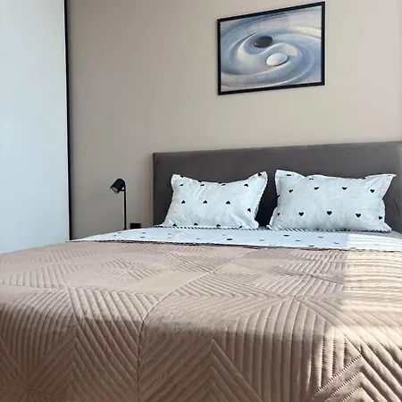 1br Luxury With Sea View And Parking Space דירה *